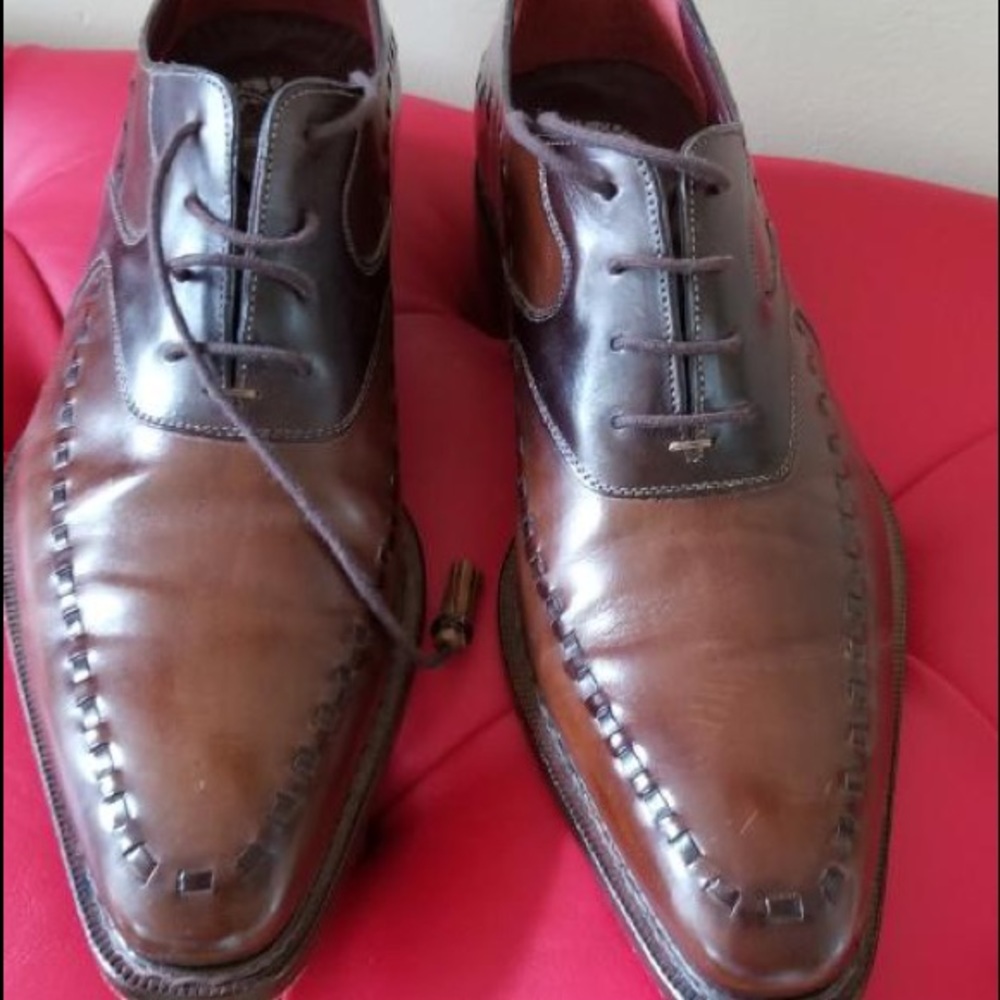 Dress shoes